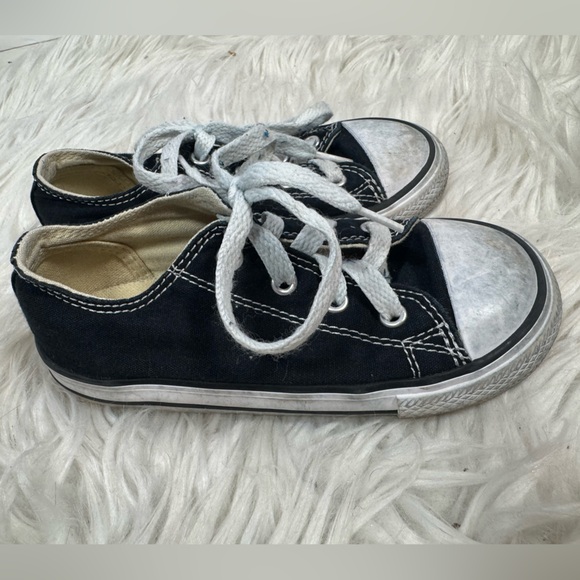 Converse Other - Converse Chuck Taylor‎ Toddler Sneakers size 9 boys or girls